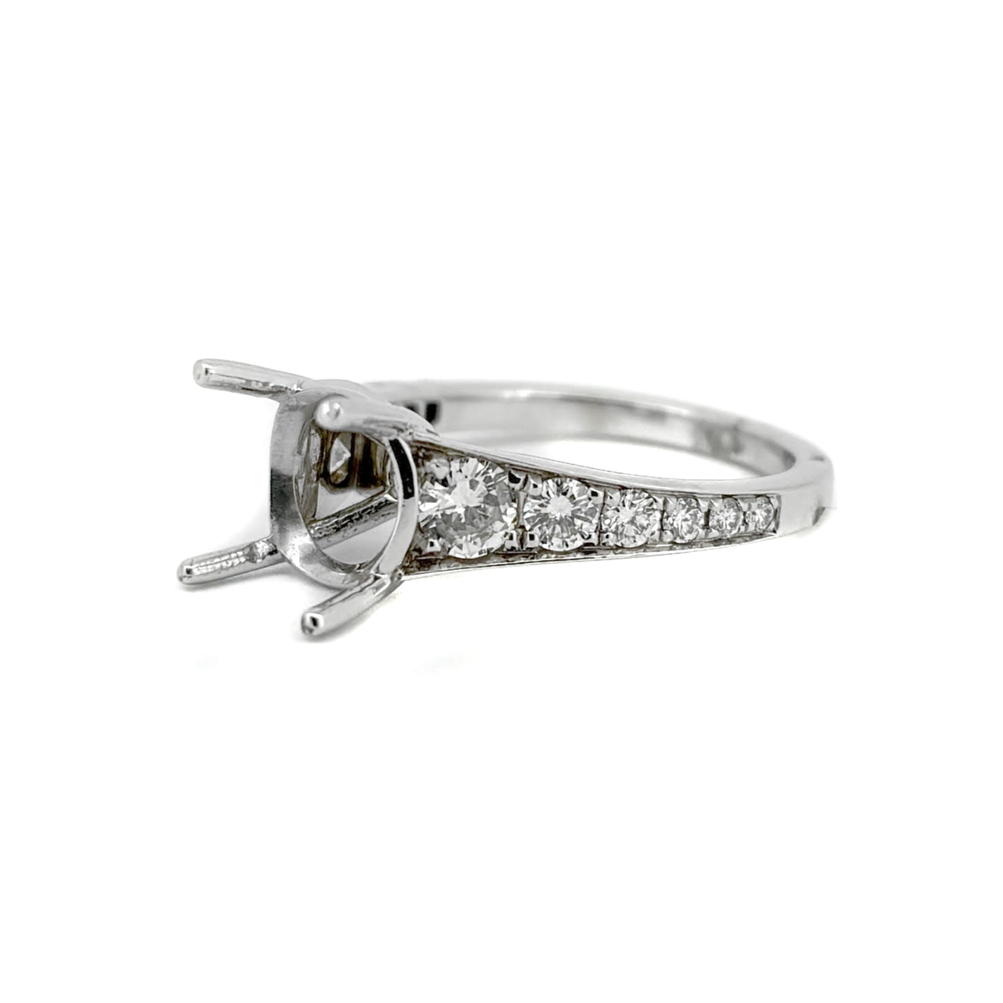 18K White Gold, Solitaire Engagement Ring